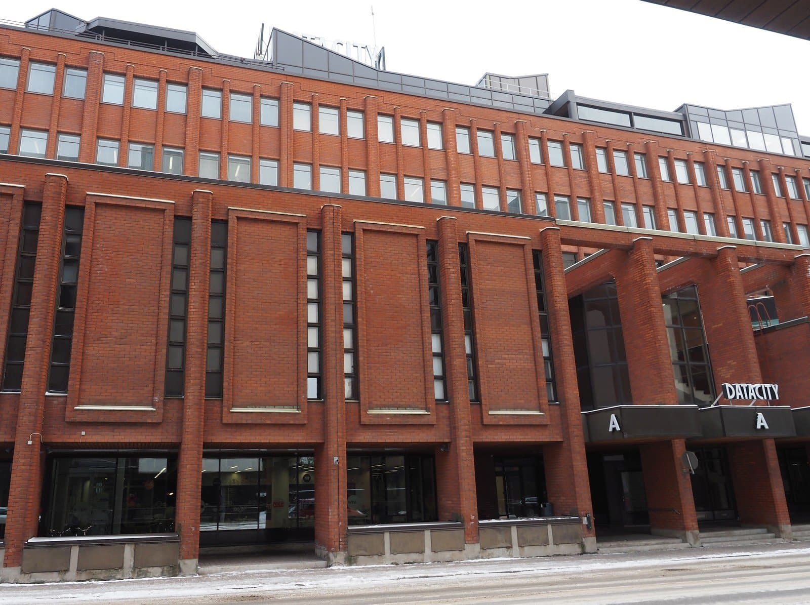 SisuSemi office at Datacity, Lemminkäisenkatu 14–18, Turku